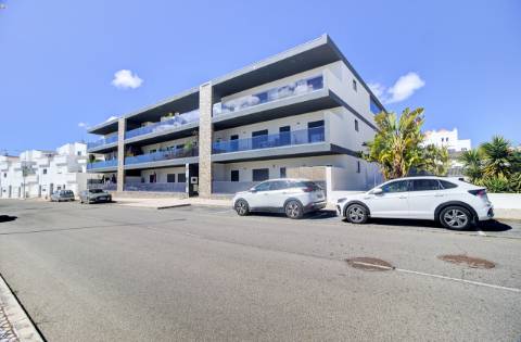 Apartamento T2 Top Floor com espetacular terraço, Cabanas de Tavira