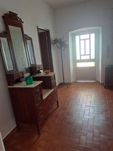 Casa Térrea T2 mobilada com vista sob o Rio Guadiana para Arrendamento Anual.