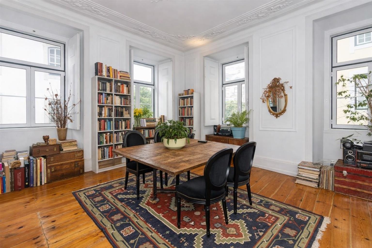 Apartamento Pombalino - Arquitetura Única no Coração da Cidade - Lisboa