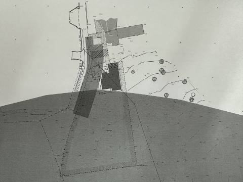 Terreno com 2407m2 com projeto aprovado para moradia térrea T3