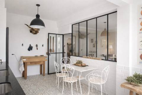 Apartamento T3 Remodelado na Urbanização do Vale Caranguejo, em Tavira!
