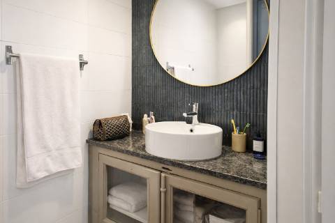 Apartamento T3 Remodelado na Urbanização do Vale Caranguejo, em Tavira!
