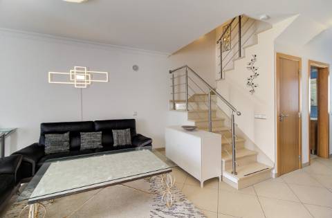 Moradia de Prestígio T4+1 com Piscina Aquecida e Vista Mar - Vila Nova de Cacela