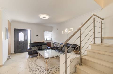 Moradia de Prestígio T4+1 com Piscina Aquecida e Vista Mar - Vila Nova de Cacela