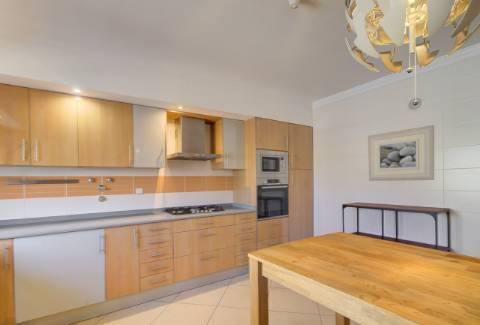 Moradia de Prestígio T4+1 com Piscina Aquecida e Vista Mar - Vila Nova de Cacela