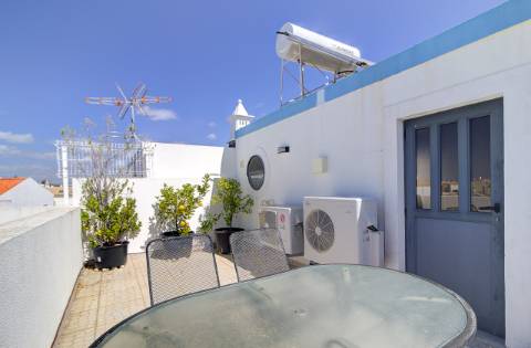 Moradia de Prestígio T4+1 com Piscina Aquecida e Vista Mar - Vila Nova de Cacela