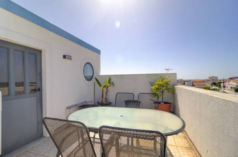 Moradia de Prestígio T4+1 com Piscina Aquecida e Vista Mar - Vila Nova de Cacela