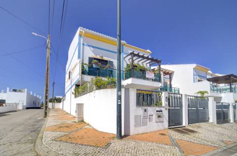 Moradia de Prestígio T4+1 com Piscina Aquecida e Vista Mar - Vila Nova de Cacela