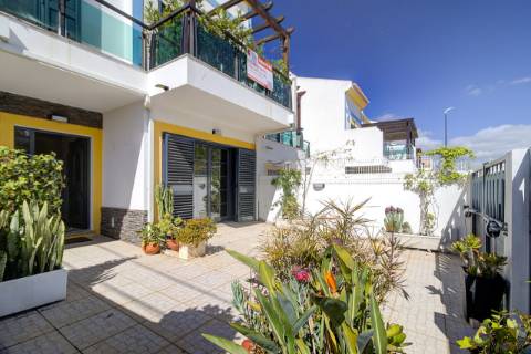 Moradia de Prestígio T4+1 com Piscina Aquecida e Vista Mar - Vila Nova de Cacela