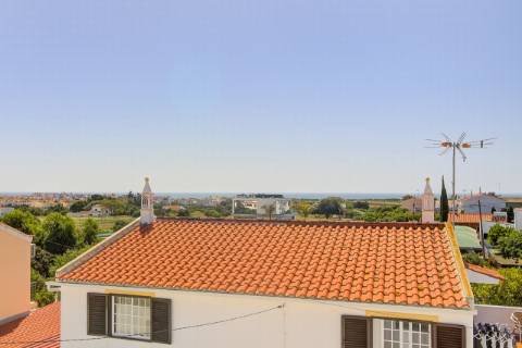 Moradia de Prestígio T4+1 com Piscina Aquecida e Vista Mar - Vila Nova de Cacela