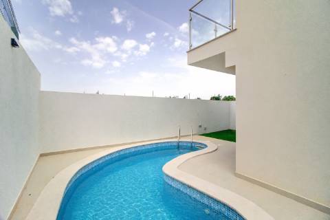 Deslumbrante moradia T3 nova a estrear com piscina, em Altura