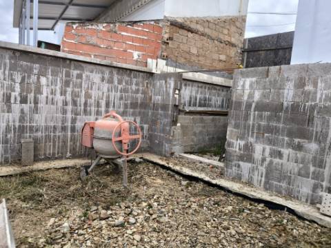 TERRENO URBANO COM 118 M² COM PROJECTO APROVADO PARA CONSTRUÇÃO DE MORADIA T2 NO CENTRO DA JUNQUEIRA - CASTRO MARIM - ALGARVE