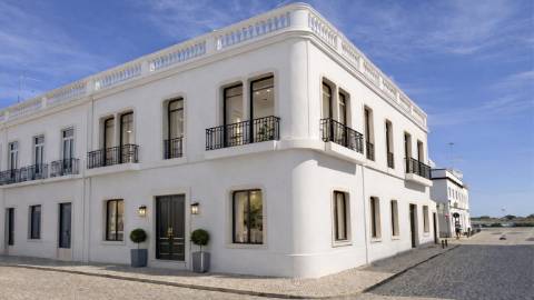 Apartamento T2 na 2.ª Linha do Rio Guadiana em Vila Real de Santo António