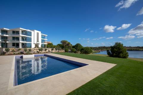 Apartamento T3 Duplex com terraço 84,58 m2 sito no Golf Monte Rei