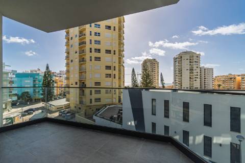 T2 300 metros da costa.