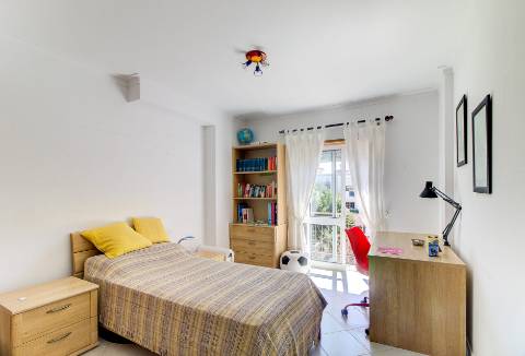 Apartamento T3 | 3.º Andar | Sul/Nascente | Vila Real de Santo António