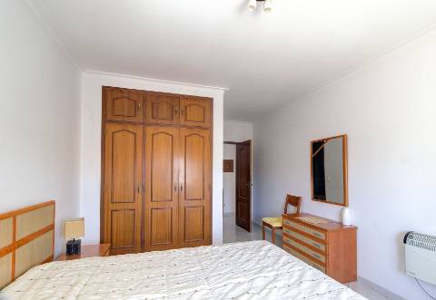 Apartamento T3 | 3.º Andar | Sul/Nascente | Vila Real de Santo António