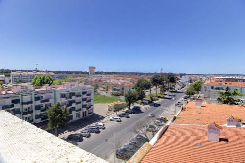 Apartamento T3 | 3.º Andar | Sul/Nascente | Vila Real de Santo António