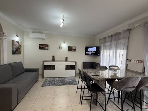 T1 Rés-do-Chão | Monte Gordo | Arrendamento Anual | 900€/mês