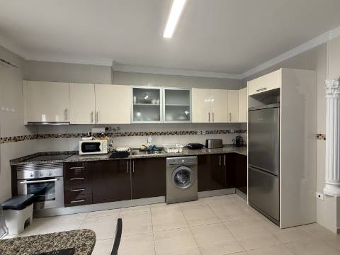 T1 Rés-do-Chão | Monte Gordo | Arrendamento Anual | 900€/mês