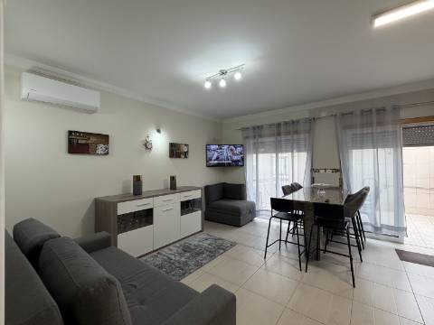 T1 Rés-do-Chão | Monte Gordo | Arrendamento Anual | 900€/mês