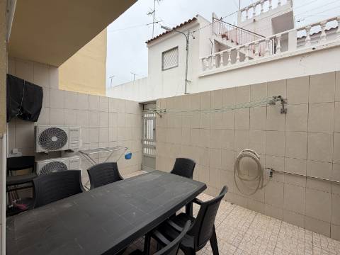 T1 Rés-do-Chão | Monte Gordo | Arrendamento Anual | 900€/mês