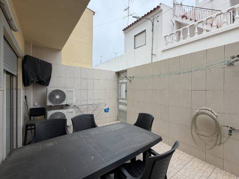 T1 Rés-do-Chão | Monte Gordo | Arrendamento Anual | 900€/mês