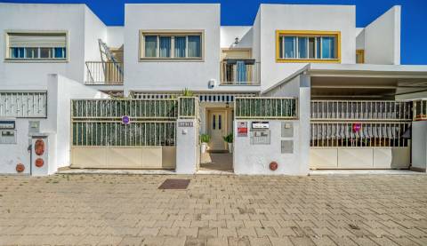 Moradia T3 com 2 Logradouros Quinta da Cerca, Castro Marim
