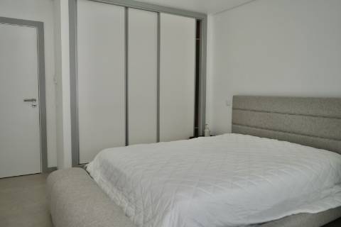 Moradia de Luxo Isolada em Condomínio T3+2 - Manta Rota