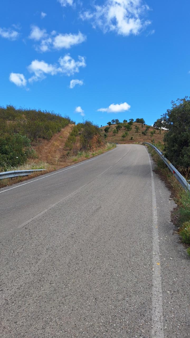 Terreno rústico com grande dimensão em Odeleite (Valinho), Castro Marim.