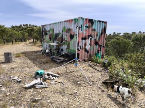 TERRENO COM 56.950 M2 - COM FURO - DEPOSITO DE ÁGUA - VISTA MAR - EM V. N. CACELA - VRSA - ALGARVE