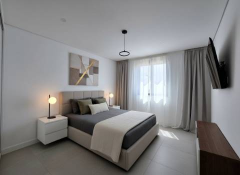 Apartamento T2 Novo com Garagem em Box e Elevador no Centro da Cidade - Excelente Localização e Acabamentos Modernos!