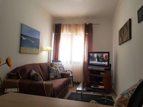 Apartamento para arrendamento de Outubro a Maio