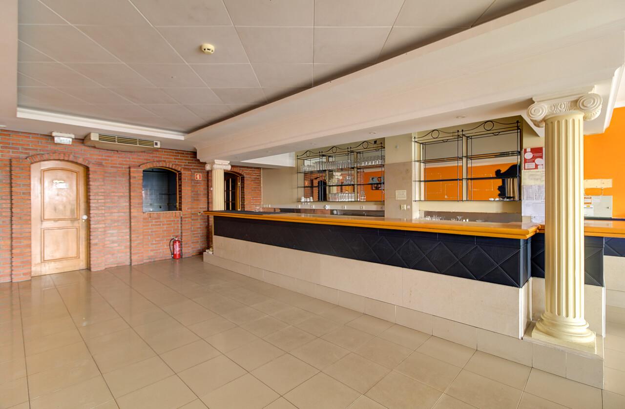 Excelente Oportunidade de Investimento | Snack-Bar Restaurante em Rua Pedonal no Coração de Monte Gordo