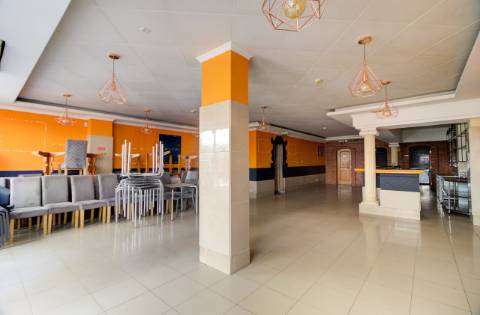 Excelente Oportunidade de Investimento | Snack-Bar Restaurante em Rua Pedonal no Coração de Monte Gordo