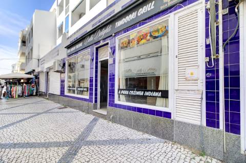 Excelente Oportunidade de Investimento | Snack-Bar Restaurante em Rua Pedonal no Coração de Monte Gordo