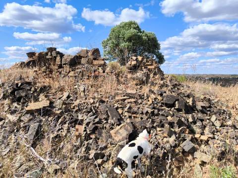 TERRENO MISTO COM 10.000 M² - COM ÁREA URBANA PARA CONSTRUÇÃO - VISTA MAR - VALE ANDREU - CASTRO MARIM - ALGARVE