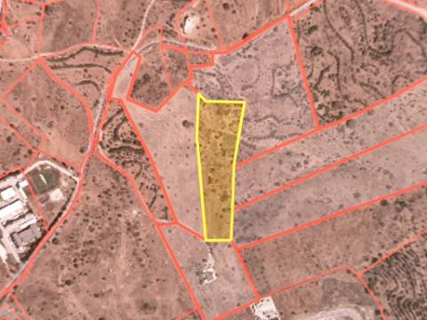 TERRENO RUSTICO COM 13.790 M2 - VISTA MAR - COM POÇO - PRÓXMO AO GOLFE - EM VILA NOVA DE CACELA - VRSA - ALGARVE