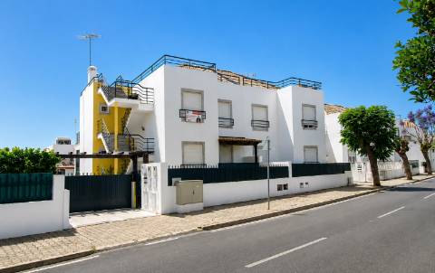 Vila Nova de Cacela, Andar de Moradia T2+1 com terraços