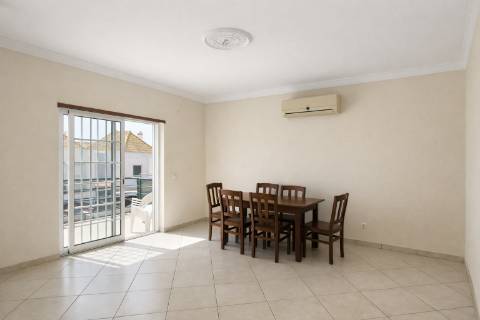 Vila Nova de Cacela, Andar de Moradia T2+1 com terraços