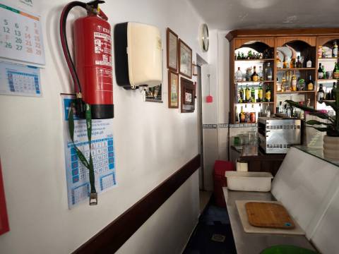 MORADIA TÉRREA ISOLADA - VISTA MAR - COM SNACK BAR - SERVIÇOS - EM ALTURA - CASTRO MARIM - ALGARVE
