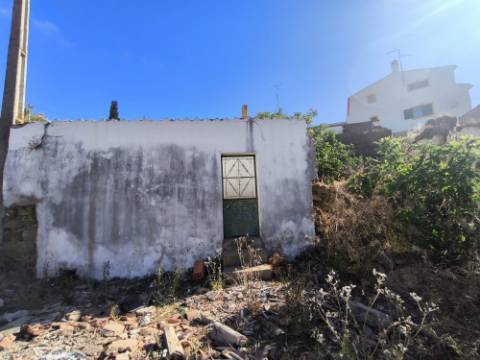 TERRENO URBANO COM 137 M² - POSSIBILIDADE DE CONSTRUIR UMA MORADIA - EM GUERREIROS DO RIO - ALCOUTIM