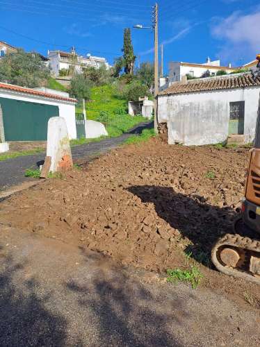 TERRENO URBANO COM 137 M² - POSSIBILIDADE DE CONSTRUIR UMA MORADIA - EM GUERREIROS DO RIO - ALCOUTIM