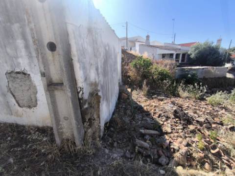 TERRENO URBANO COM 137 M² - POSSIBILIDADE DE CONSTRUIR UMA MORADIA - EM GUERREIROS DO RIO - ALCOUTIM