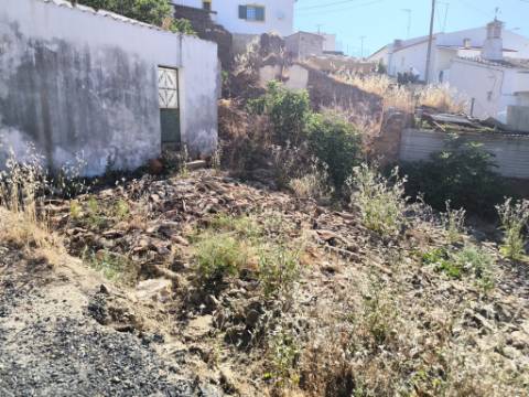 TERRENO URBANO COM 137 M² - POSSIBILIDADE DE CONSTRUIR UMA MORADIA - EM GUERREIROS DO RIO - ALCOUTIM