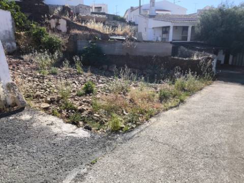TERRENO URBANO COM 137 M² - POSSIBILIDADE DE CONSTRUIR UMA MORADIA - EM GUERREIROS DO RIO - ALCOUTIM