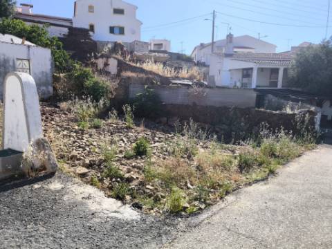 TERRENO URBANO COM 137 M² - POSSIBILIDADE DE CONSTRUIR UMA MORADIA - EM GUERREIROS DO RIO - ALCOUTIM