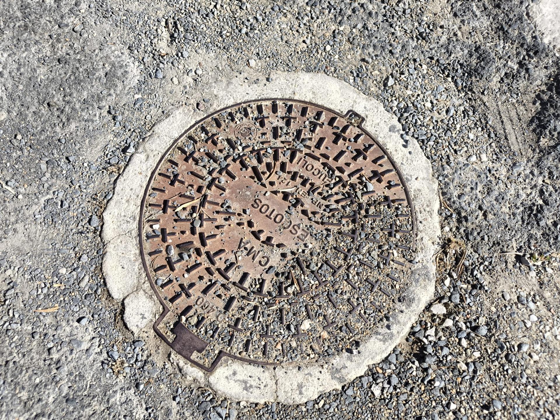 alt