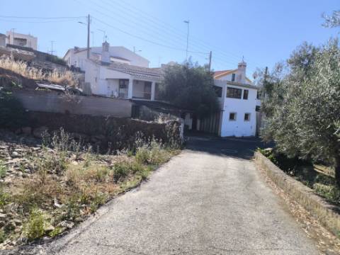 TERRENO URBANO COM 137 M² - POSSIBILIDADE DE CONSTRUIR UMA MORADIA - EM GUERREIROS DO RIO - ALCOUTIM