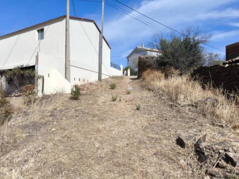 MORADIA EM PEDRA - COM TERRENO DE 200 M2 - COM PROJECTO - FAZ-FATO - TAVIRA - ALGARVE